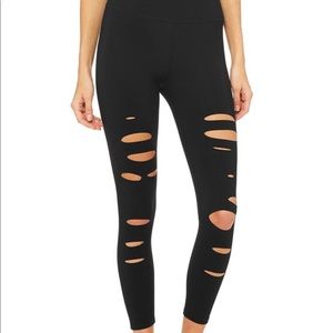 Alo distressed women’s leggings